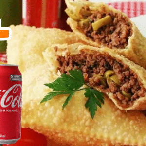 Pastel Carne Sol & Queijo - Clássico + Coca-Cola Original 350ml